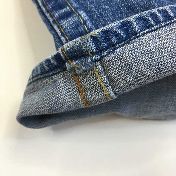 TRUE RELIGION Medium/Light Wash BOBBY 5 Pocket Logo Hardware Jeans - Picture 14 of 14